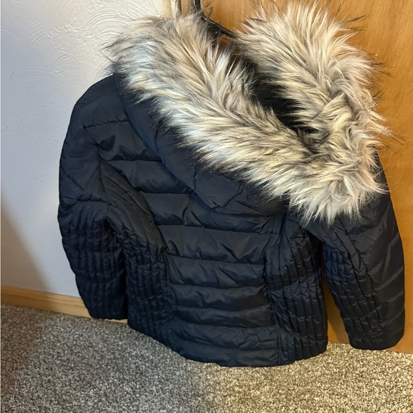 Winter jacket - Picture 3 of 3